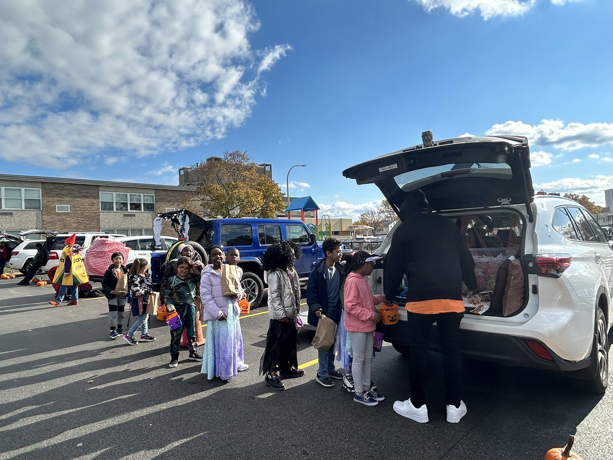 Wanda Labrador tweet media