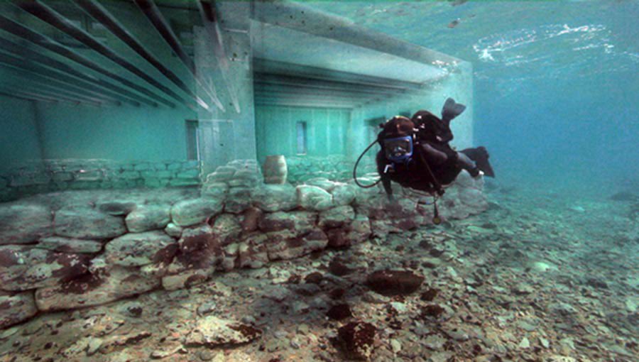 OddestHistory_'s tweet photo. In 1967, Nicholas Flemming discovered an entirely submerged ancient city off the coast of Greece.

Pavlopetri, thought to be 5,000 years old, is the oldest submerged city in the world.

In 1968 a team of Archaeologists from Cambridge began mapping the ancient city. More recently modern technology such as 3 dimensional sonar mapping owned by military and oil prospectors has been used.

Among pathways and chests there were also chamber tombs and cist graves discovered, in addition to 15 buildings with up-to 12 rooms inside.