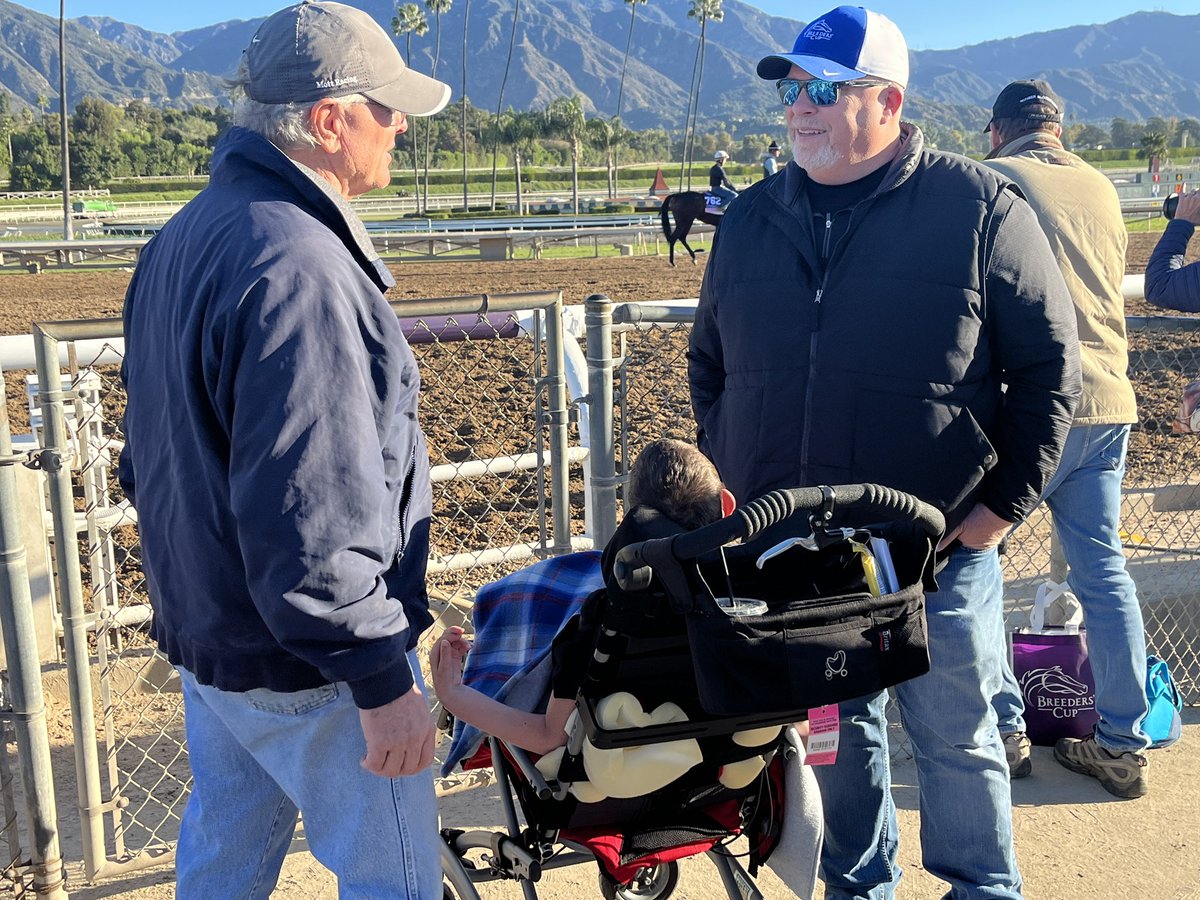 Hall of Fame trainer Bill Mott speaks rail side at <a href="/santaanitapark/">Santa Anita Park</a> with Cody and Kelly Dorman. #codyswish runs in the @breederscup #dirtmile for <a href="/godolphin/">Godolphin</a>, bidding for a back to back win in that race.