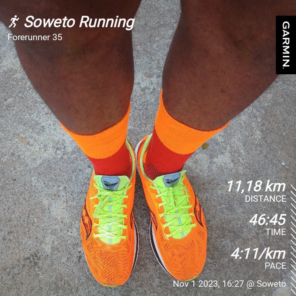 TigerLetebele's tweet photo. "Let the legs do the talking "
Race week @SowetoMarathon 😁
The hard work has been done ✔️ we are ready
#Tiger 🐯🐅
#Letebele🇱🇸
#TrapnLos
#RunningWithTumiSole
#SowetoMarathon
#Run4Change https://t.co/2F3de6MEyD