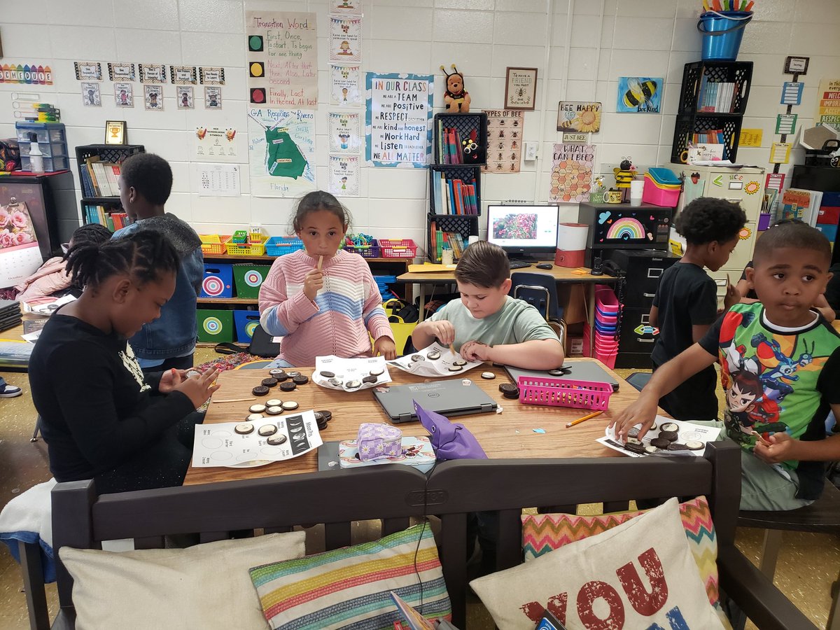 🐝Joy Russell🐝 tweet media