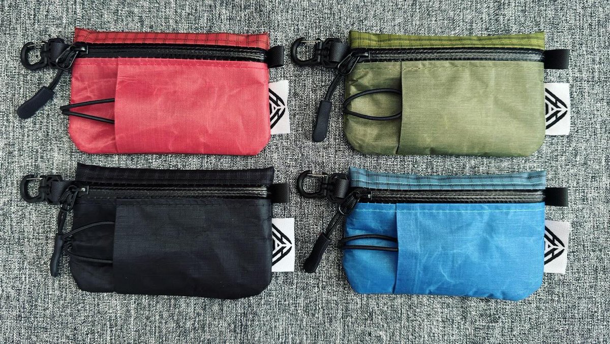 Treadlitegear's tweet image. Short runs section. Ultragrid/hybrid DCF fusion card wallet with key garage. #dyneemacompositefabrics #ultragrid #cubenfiber #dyneema #ultralightbackpacking #ultralighthikinggear #ultralighthiking #ultralightbikepacking #edcgear #edcuk #carryology