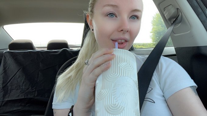 Pay for the birthday girl&rsquo;s nails+pedi !!   $180 (not including tip) https://t.co/dFDX3zvv60<a href="/tag/mvsales"class="tags"><span>#mvsales</span></a>