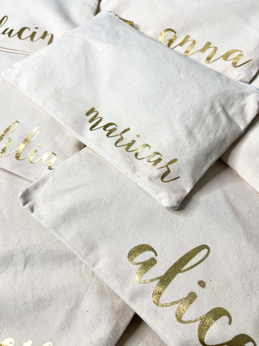 bigliloccasions's tweet photo. Made these adorable bags for this beautiful bride and all her besties 👯‍♀️ https://t.co/8eILIJE4TY