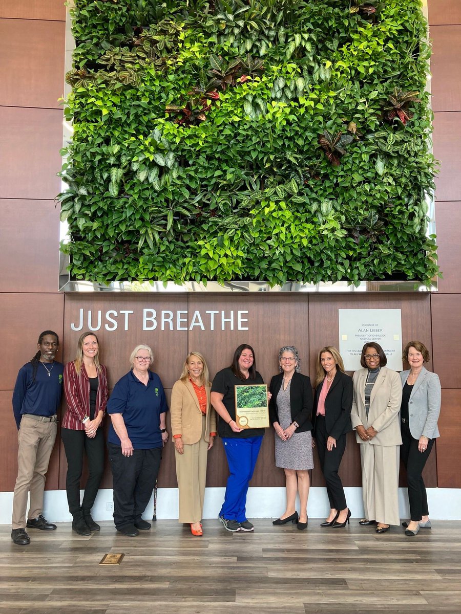 We're immensely proud to share, thanks to our valued partnership, our project at Overlook Medical Center has been honored with the Gold Award in the 'Living Wall' category for the International Plantscape Awards. 🥇
@AtlanticHealth 

 #JohnMini #AwardWinningDesigns #LivingWall