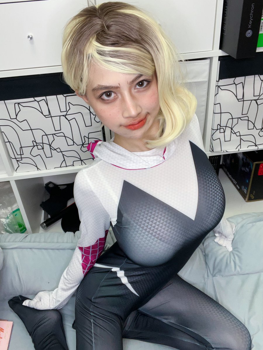明天的OF有免費的Gwen🕷️ https://t.co/ajwZ9pNTN1