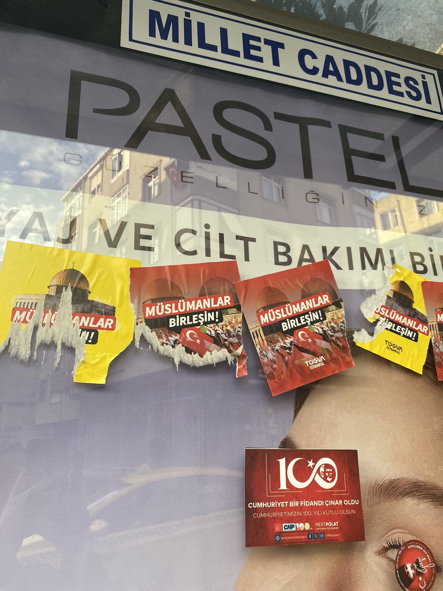 bibeser's tweet photo. "Eğemenlik kayıtsız şartsız milletindir" sözüyle bugün 100. yılını geride bırakan Cumhuriyet için sözde kutlama yapanlar , başkalarının özgürlüğü için yapılanlara engel olmuş https://t.co/1EhaUpwRGf