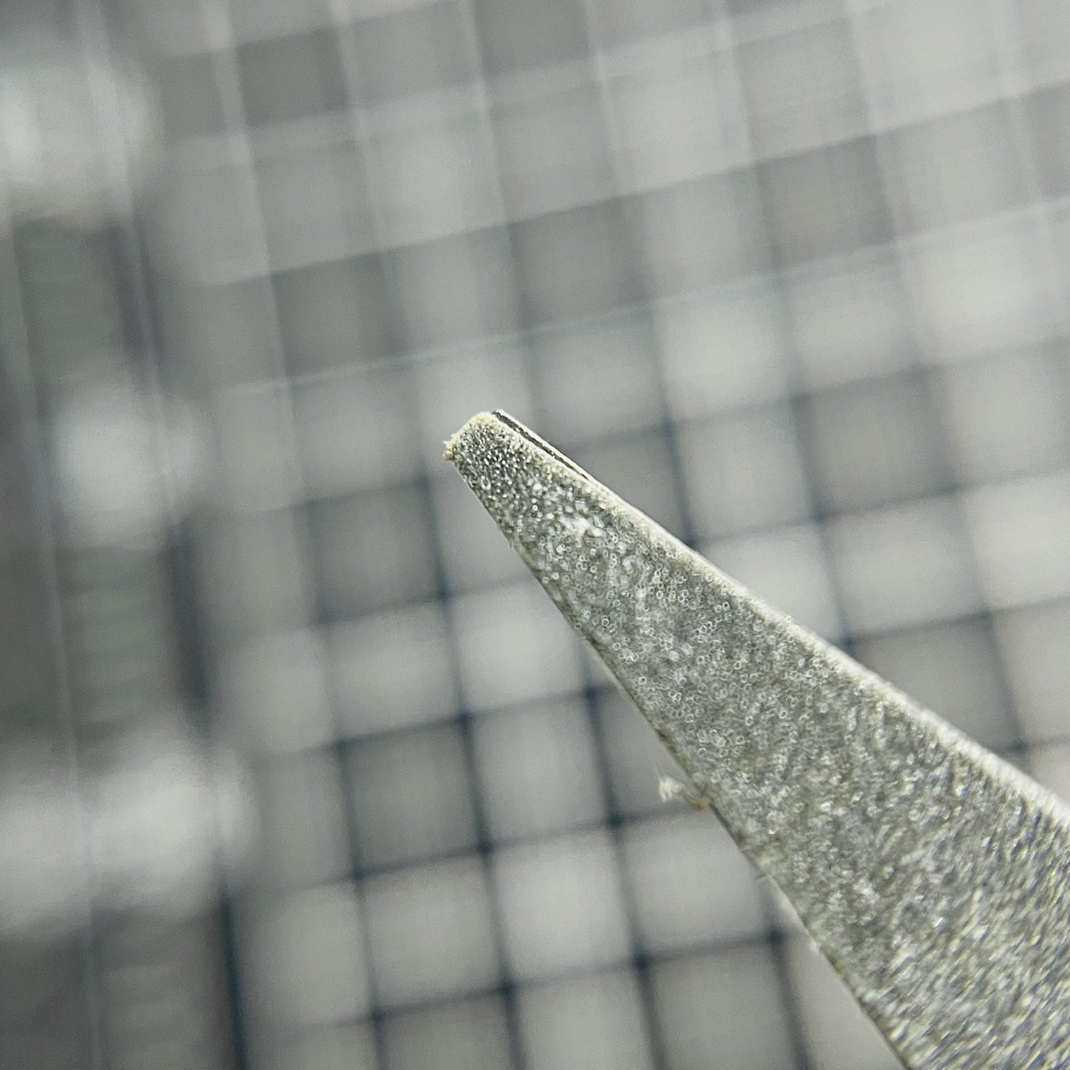 penny_1x's tweet image. #CSヤスリ 
#GUNPRIMER

#sandloop には不向きで厳しい条件だったかな→早々に剥がれてきた

原因は、砥面クリーニングに使う水ﾋﾀﾋﾀメラミンスポンジかな💦
→紙がふやける😅
でもﾋﾀﾋﾀにした方が砥面に優しく粉も舞わずだから…

この使い方ならCSヤスリ１択と。
ﾒﾓﾒﾓ _φ(･_･