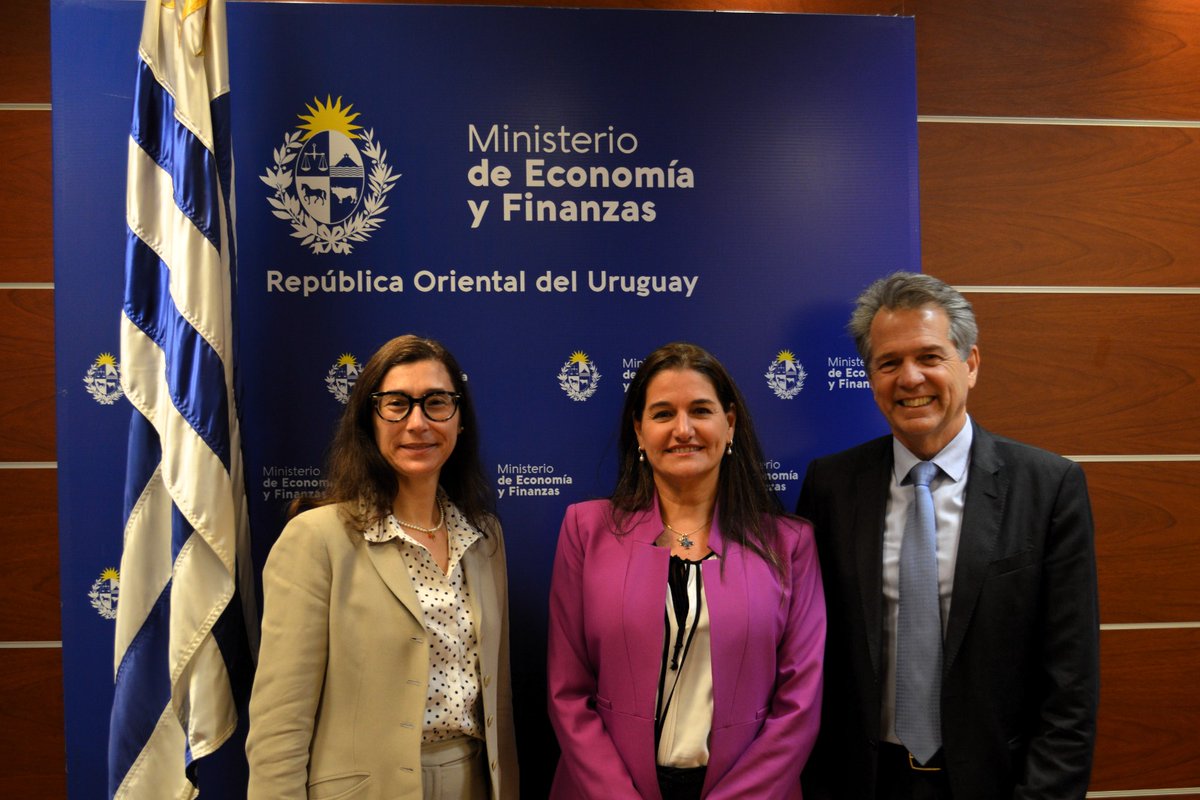 Ministerio de Economía y Finanzas tweet media