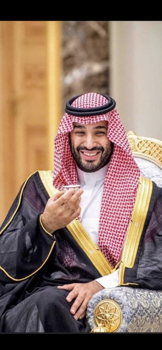 m20l4's tweet photo. كأس العالم مثل شربة فنجان القهوة عند امير الشباب

إلف مبروك حكومة وشعب وقيادة أستضافة 
#كاس_العالم_2034_في_السعوديه 🇸🇦🏆

سيكون عمري وقتها 20 عام 🙌😍 https://t.co/bDzMibQpCj