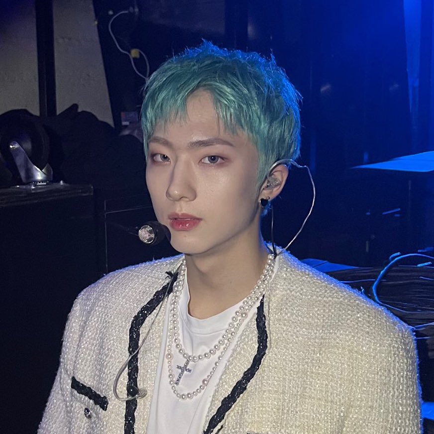 P1HDeul's tweet image. 지웅이 진짜 안어울리는 머리색이 없잖아
극악무도한 염색도 다 소화하는게 지웅이야 ~~ ㅠㅠ