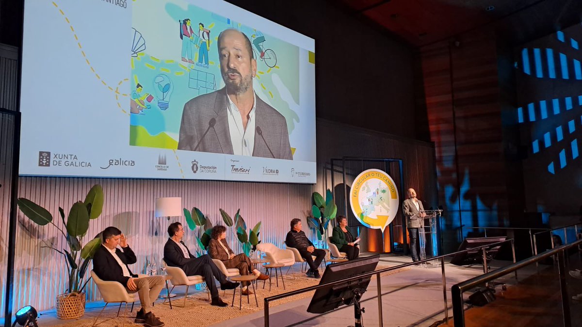 xmerelles's tweet image. Hoxe inaugurouse #Fairway en Santiago. Unha oportunidade única para debater e avanzar na xestión sustentable da ruta xacobea.