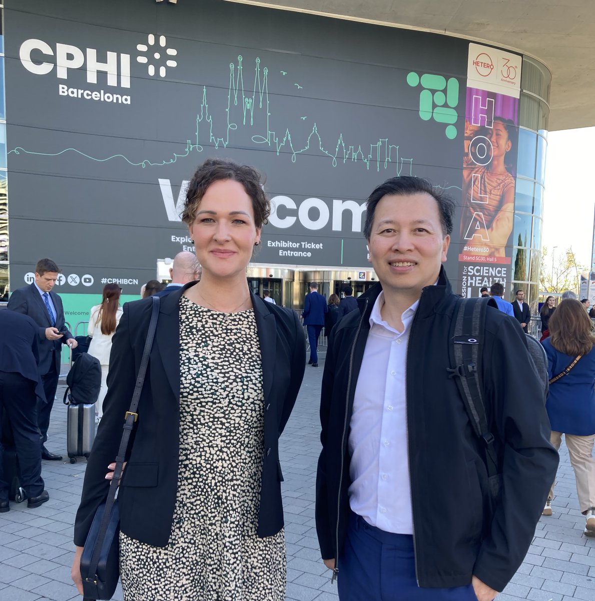 api_applied's tweet image. We were honoured to represent Alberta at #CPHI2023 in Barcelona, which attracted more than 45,000 people from the global pharma community last week. 

Thanks to #CPHI for hosting such an impressive event and for connecting pharma professionals from across the world!