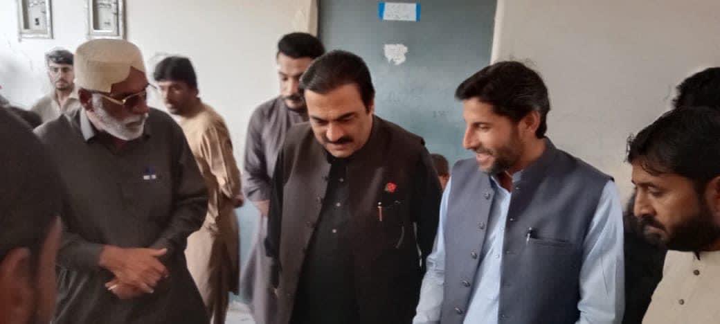 Kudos to The Oasis School in Panjgur and My Respected Teachers for hosting an incredible book Fair! 📖 Their dedication to literature is truly inspiring, and the students' hard work paid off – an impressive 320,000 books sold on the very first day! 📚💙 #BookLovers