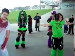 RAVENSCOON's tweet photo. have you ever been to a cyber goth rave? https://t.co/S61LsFUjRZ
