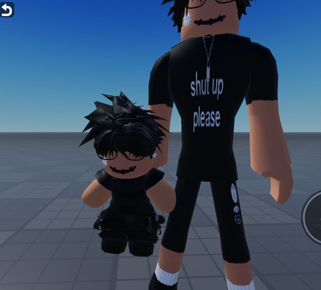 Slender Avatar - Roblox