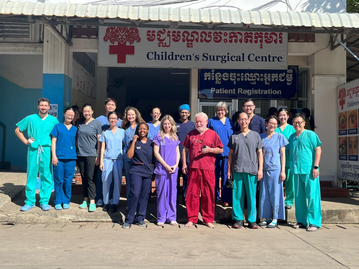 everyhandcp's tweet photo. Day 3 team photo! @CambodiaCSC another full day of operating and time for a quick dip in the pool before dinner  🙌 https://t.co/zzxCAZbWZ8