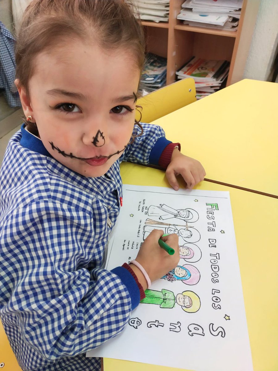 En nuestro colegio también celebramos nuestras tradiciones. Homenajeamos a los Santos a través de la figura de Santa Bonifacia 😇😇😇
¡Feliz día de Todos Los Santos! #Abraza🫂 #CelebramosNuestrasTradiciones #FestividadDeTodosLosSantos #1Noviembre