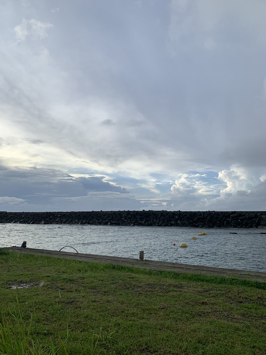 audreygovindin's tweet photo. Après une semaine de pluies le beau temps s’installe timidement sur la Martinique https://t.co/wVGyXuIzex