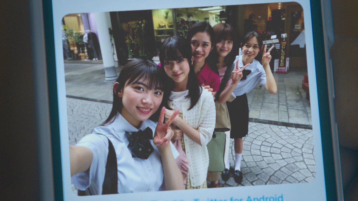 OlynSubs's tweet photo. [ Might be a spoiler so i blurred ] i think one of the girls is Sato Neo who was from Sakura Gakuin like onefive? https://t.co/qEcWNdBW0G