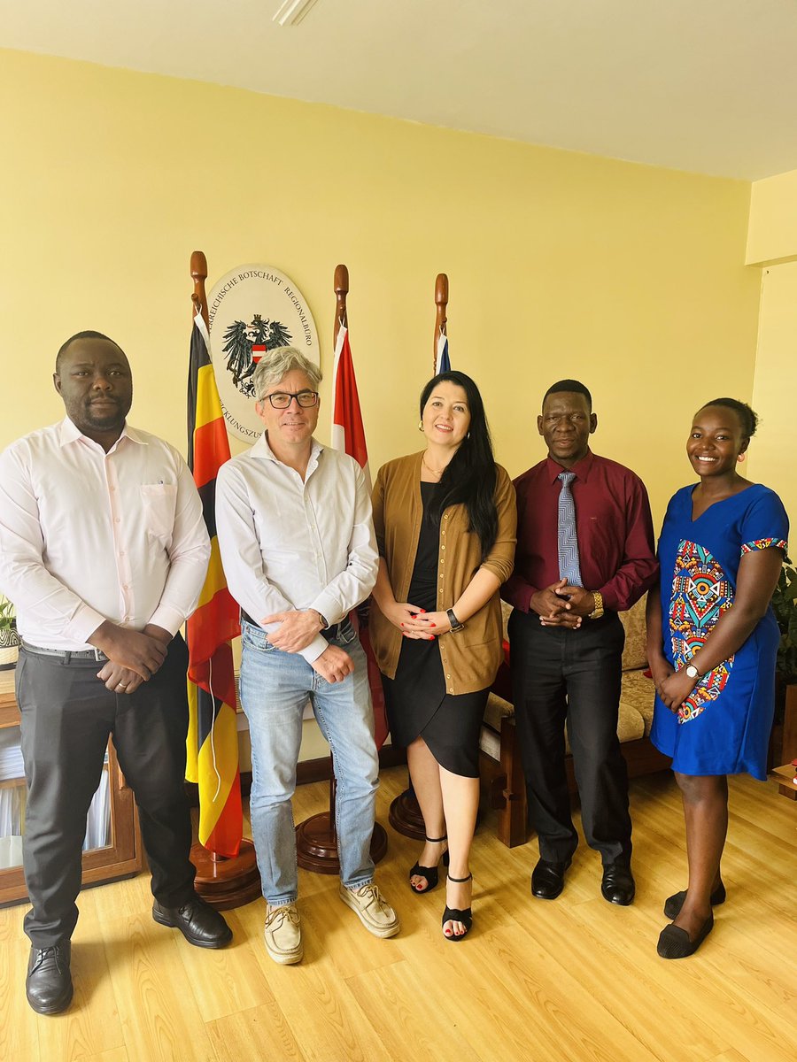 ADCinUganda's tweet photo. We were happy to receive Friedbert Ottacher, Coordinator for UG 🇺🇬, ET 🇪🇹, and SS🇸🇸 and his team from @H3000EastAfrica to discuss the important work of the 32 Austrian TAs  in the region as well as new innovative initiatives such as the Thrive Digitalization project. @AustrianDev https://t.co/yvBx8lb6yM