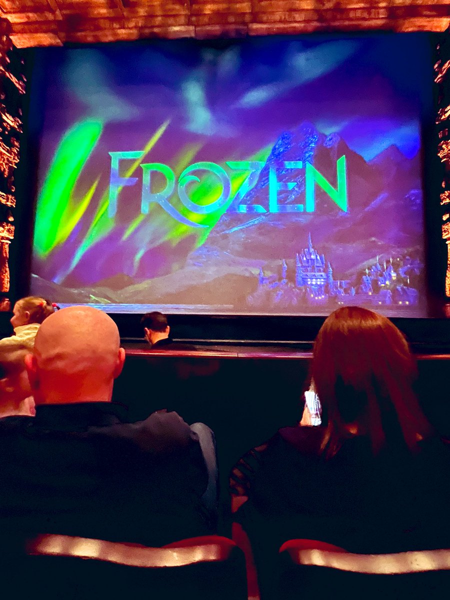 Matt_D_Goodman's tweet photo. Absolutely awesome time in the big smoke watching Frozen โ๏ธ, S Club @sclub ๐ ๐ชฉ & finishing it off with the best steak ๐ฅฉ at Goodmanโs of Mayfair! Fav new phrase โHygeeโ #Frozen #TeamGoodman #GoodmanMayfair #GoodmansOnTour #SClub #Olaf #Hygge #London #WestEnd https://t.co/7fkr3a0MSp