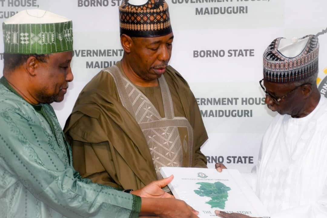 Musa_Yashi's tweet photo. NEDC Board and Management paid a courtesy call on His Excellency,  Prof Babagana Umara Zulum CON ,Executive Governor Borno State at Government House Maiduguri.

Major General Paul Tarfa Rtd, the NEDC Chairman, who led the delegation, expressed gratitude to the  Governor. https://t.co/rL9aSw8AZc