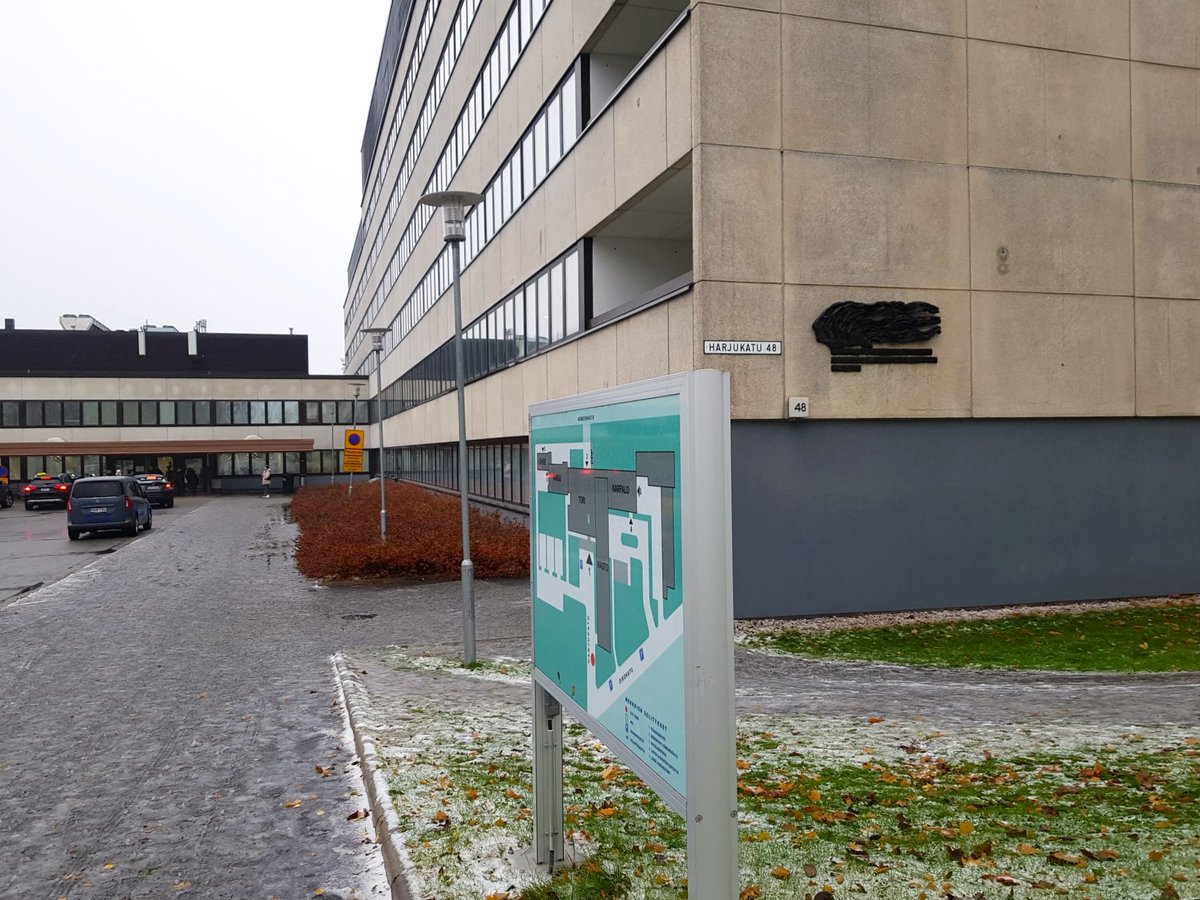 Jatkamme työtä löytääksemme Lahden sote-keskukselle toimivammat ja kustannustehokkaammat tilat, vaikka kilpailutus vuokrattavasta uudisrakennuksesta on päätetty keskeyttää. 1/2

#sotekeskus #lahti #toimitilat #päijäthäme