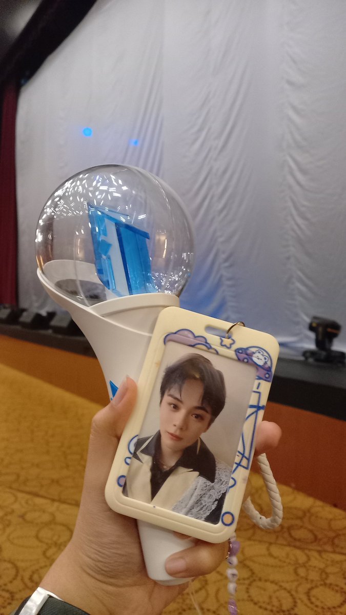 tsurunity's tweet image. From this                      To this

#JO1 #JO1_ASIATOUR #JO1_BTD_JAKARTA