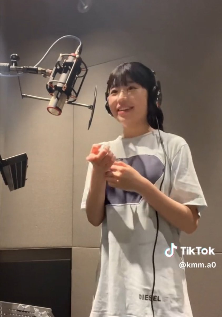 kuroneko_mnk's tweet photo. すごく、“まなか”って感じる動き🤣 https://t.co/niZjhGesix