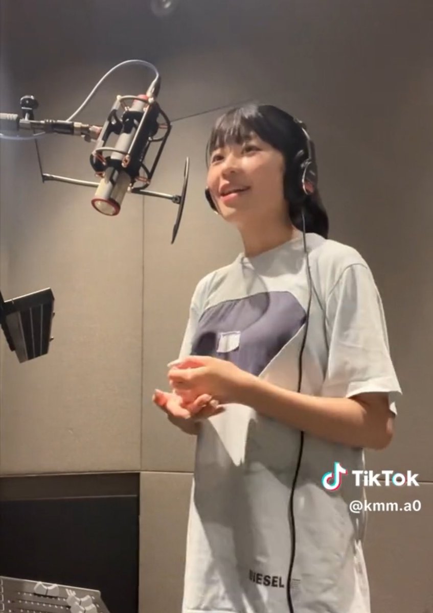 kuroneko_mnk's tweet photo. すごく、“まなか”って感じる動き🤣 https://t.co/niZjhGesix