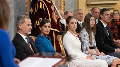 Ayer asistimos a un día histórico, el juramento de SAR la Princesa de Asturias.

La fortaleza de las Instituciones y el compromiso con los valores constitucionales sustentan el presente y el futuro de nuestra democracia.