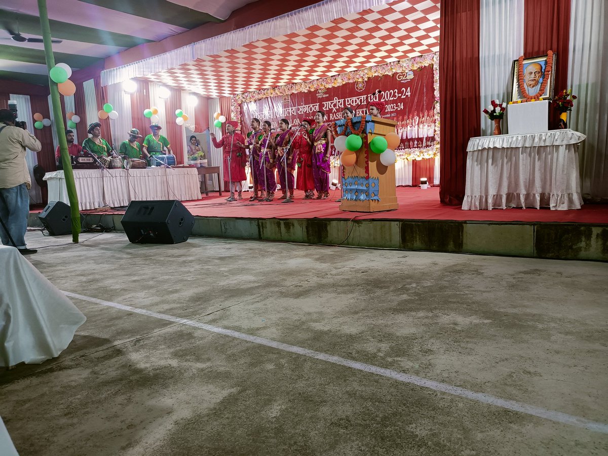 PM SHRI KVNO2 SALTLAKE (@kvno2saltlake1) on Twitter photo <a href="/KVS_HQ/">Kendriya Vidyalaya Sangathan</a> <a href="/EduMinOfIndia/">Ministry of Education</a> <a href="/KolkataRo/">KVS RO Kolkata</a> <a href="/kvsrokolkata/">Kendriya Vidyalaya Sangathan, Kolkata Region</a> #KVSRashtriyaEktaParv2023
#EBSB #Kalautsav तीन दिवसीय के वी एस राष्ट्रीय एकता पर्व की विभिन्न प्रतियोगिताओं का आयोजन केंद्रीय विद्यालय क्रमांक२ सॉल्ट लेक कोलकाता संभाग में दिनांक 31.10.23 से 01.11.23 में किया जा रहा है। <a href="/KVS_HQ/">Kendriya Vidyalaya Sangathan</a> <a href="/EduMinOfIndia/">Ministry of Education</a> <a href="/KolkataRo/">KVS RO Kolkata</a> <a href="/kvsrokolkata/">Kendriya Vidyalaya Sangathan, Kolkata Region</a> #KVSRashtriyaEktaParv2023
#EBSB #Kalautsav तीन दिवसीय के वी एस राष्ट्रीय एकता पर्व की विभिन्न प्रतियोगिताओं का आयोजन केंद्रीय विद्यालय क्रमांक२ सॉल्ट लेक कोलकाता संभाग में दिनांक 31.10.23 से 01.11.23 में किया जा रहा है।