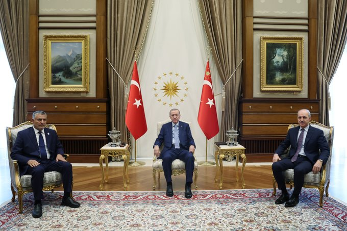 istneistiyor34's tweet photo. 📌 Cumhurbaşkanı @RTErdogan, Libya Devlet Yüksek Konseyi Başkanı Muhammed Tekale'yi kabul etti.
#libya #erdoğan #tekale https://t.co/29uhGq0bEo