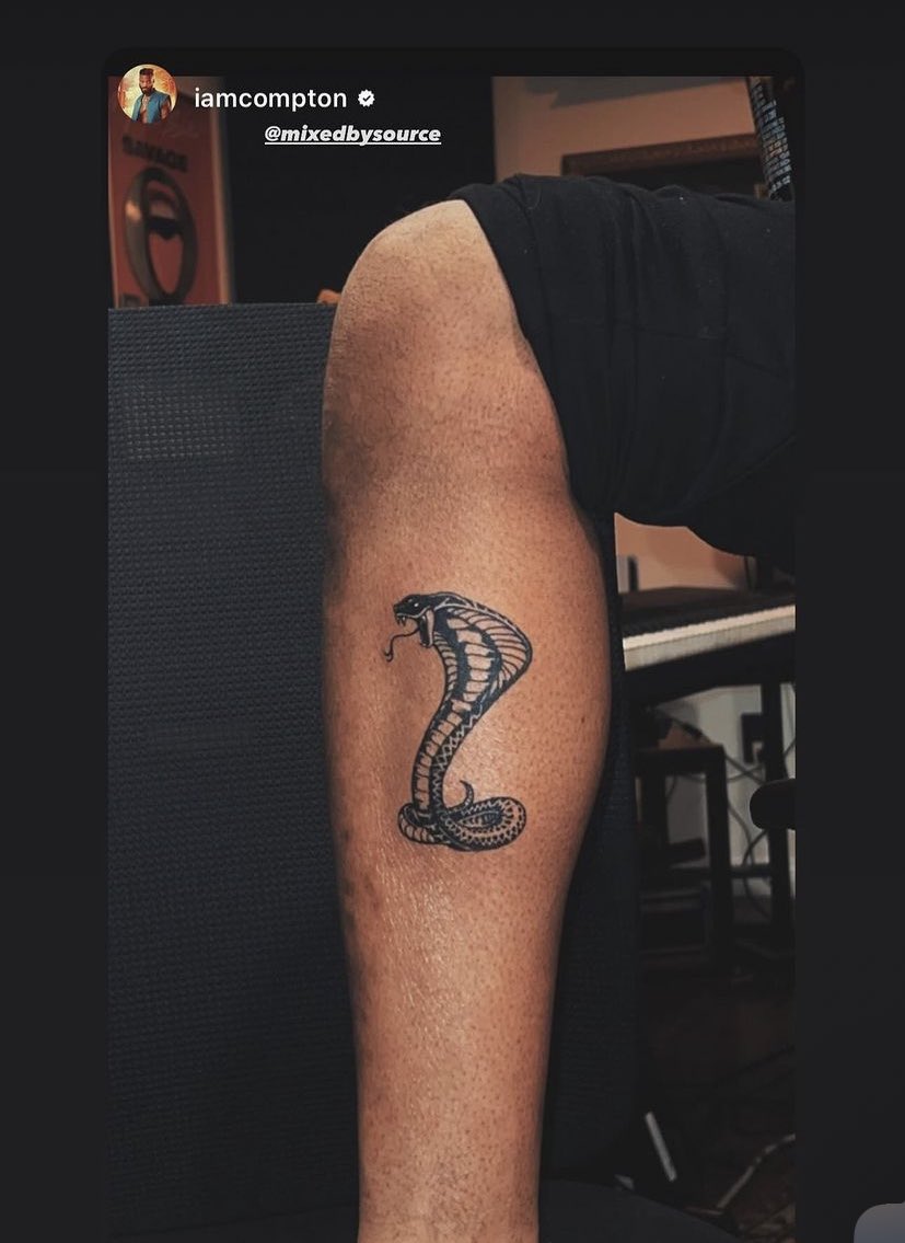 AKISTALLI's tweet image. Megan Thee Stallion’s Engineer got a #COBRA tattoo ahead of the release on NOVEMBER 3rd 🐍🐍🐍