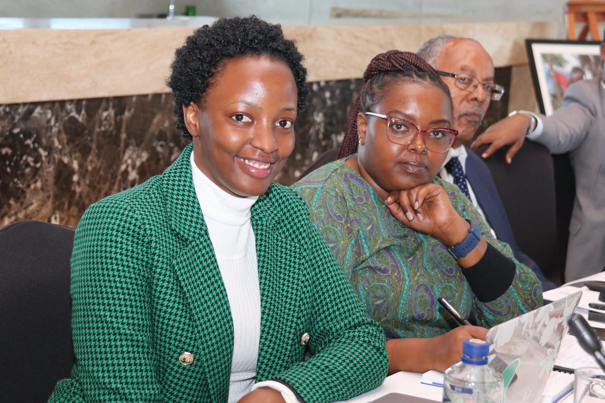 IOM_EHSA's tweet photo. The youth are a key stakeholder group in the #KDMECC Expert Working Group on addressing climate mobility in the East &amp; Horn of Africa.

On this #AfricaYouthDay, we encourage meaningful youth engagement in all policy processes related to human mobility and climate change nexus. https://t.co/hCaKYt5iQn