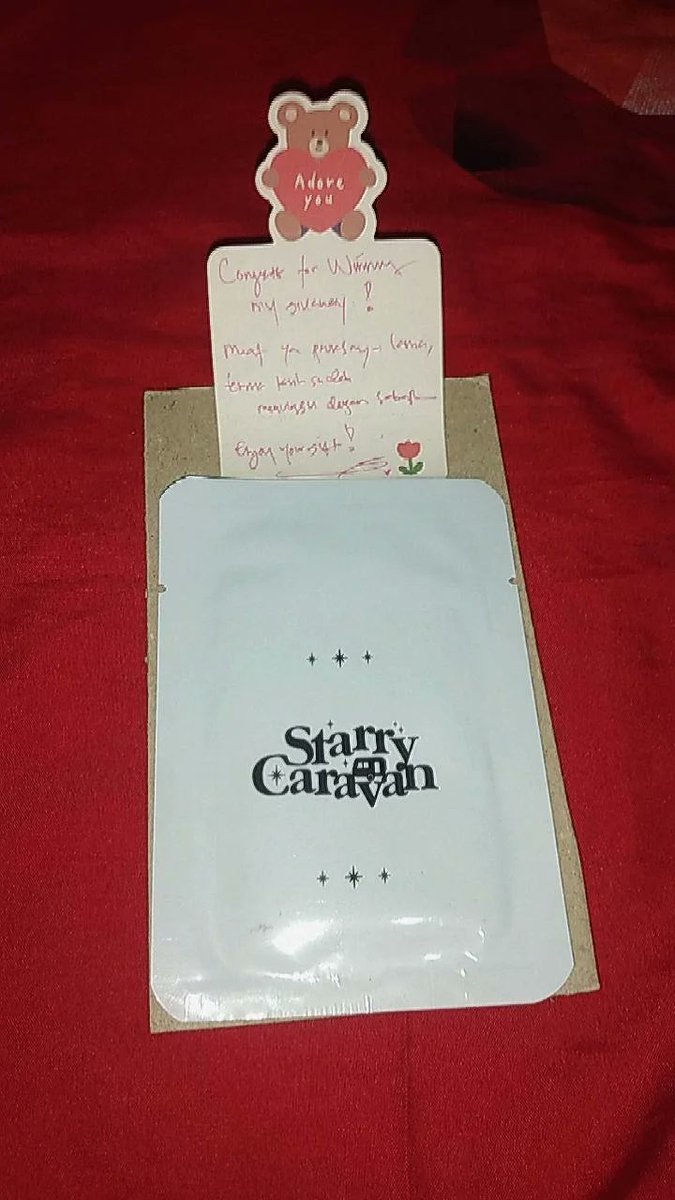 mjdmms0223's tweet photo. Happy maiiiil🥰 aaa seneng banget akhirnya hadiah giveaway aku udah nyampee!!!! makasiih @astrorder udah ngadain ga, semoga etmin sehat selaluu♡ suka banget isinya senada biru biru dan nunu yang selalu cakep 😭👌 https://t.co/yUhw7yOoJS
