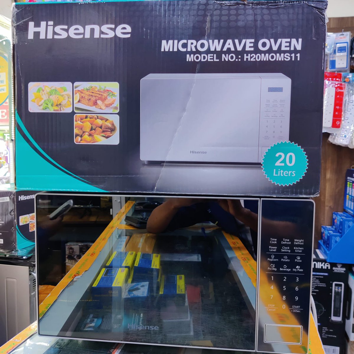 The festive season is here wazee,msisahau i deal electronics,grab a microwave for yous and your fams at pocketfriendly prices,make an order today delivery nafanya hadi kwako kwa nyumba.