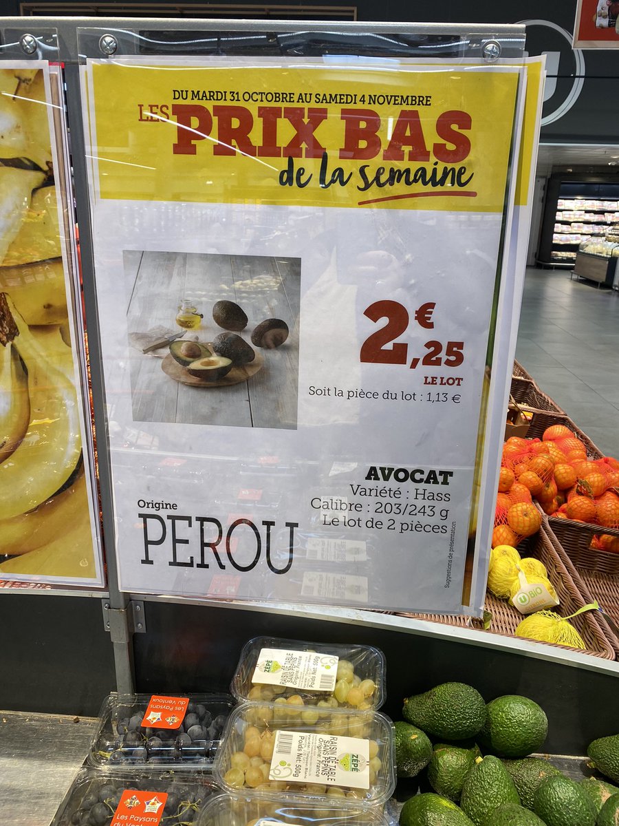 GwenG71's tweet photo. #cherchezlerreur 
Super promo sur les avocats chez 
 #hyperU 1,12 € à la pièce, 2,25 € le lot de 2 
#promodujour #grandedistribution https://t.co/0ZIzjiUIyZ