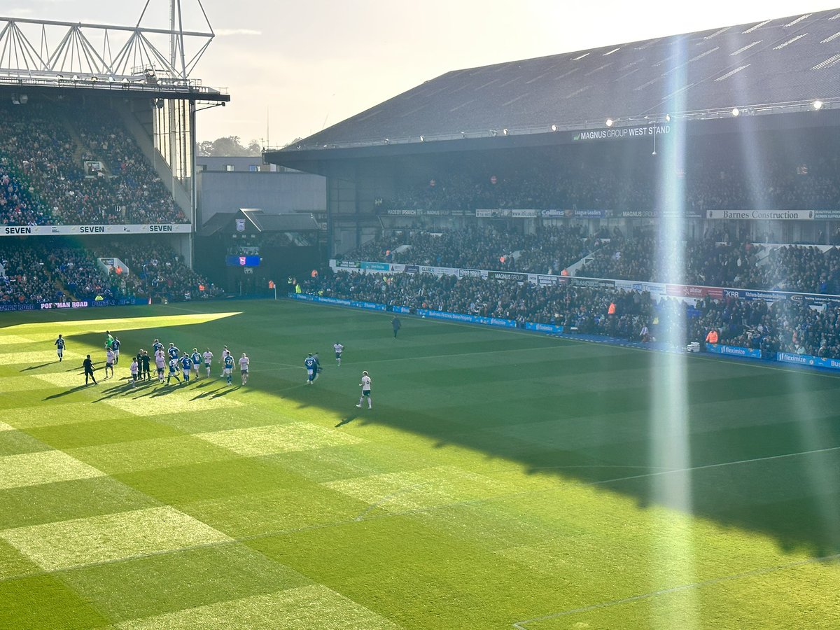Local sport is on a heater, and we're lucky to be a part of it.

Fabio Wardley, who we sponsor, won the Commonwealth heavyweight belt.

And Ipswich Town, where we sponsor the main stand, continue an extraordinary season. with 34 points from a possible 39!

#itfc #boxing