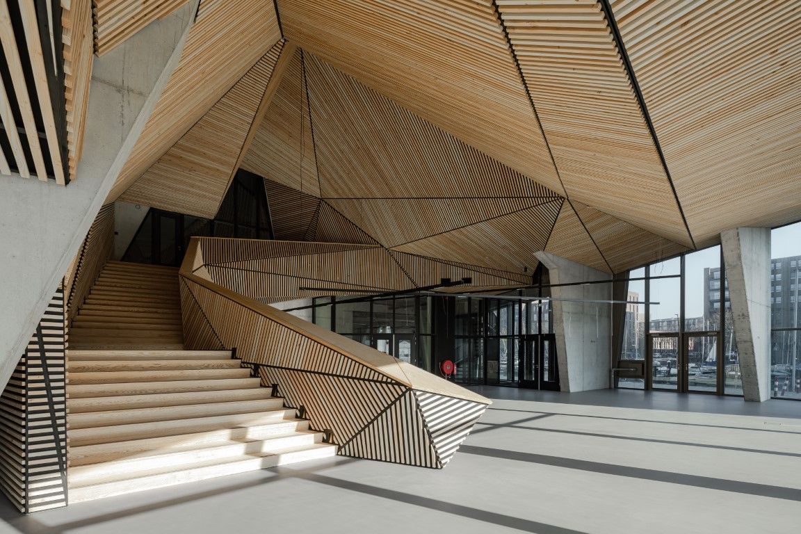 Architizer's tweet photo. Inspired by ship design for its exterior and interior alike, IJburg, Jonas stands as a symbol of modern green living.

Details: https://t.co/bqLIMGg053 | 📍Amsterdam, Netherlands #ProjectOfTheDay #ArchitizerAwards https://t.co/0KQoiywL5W