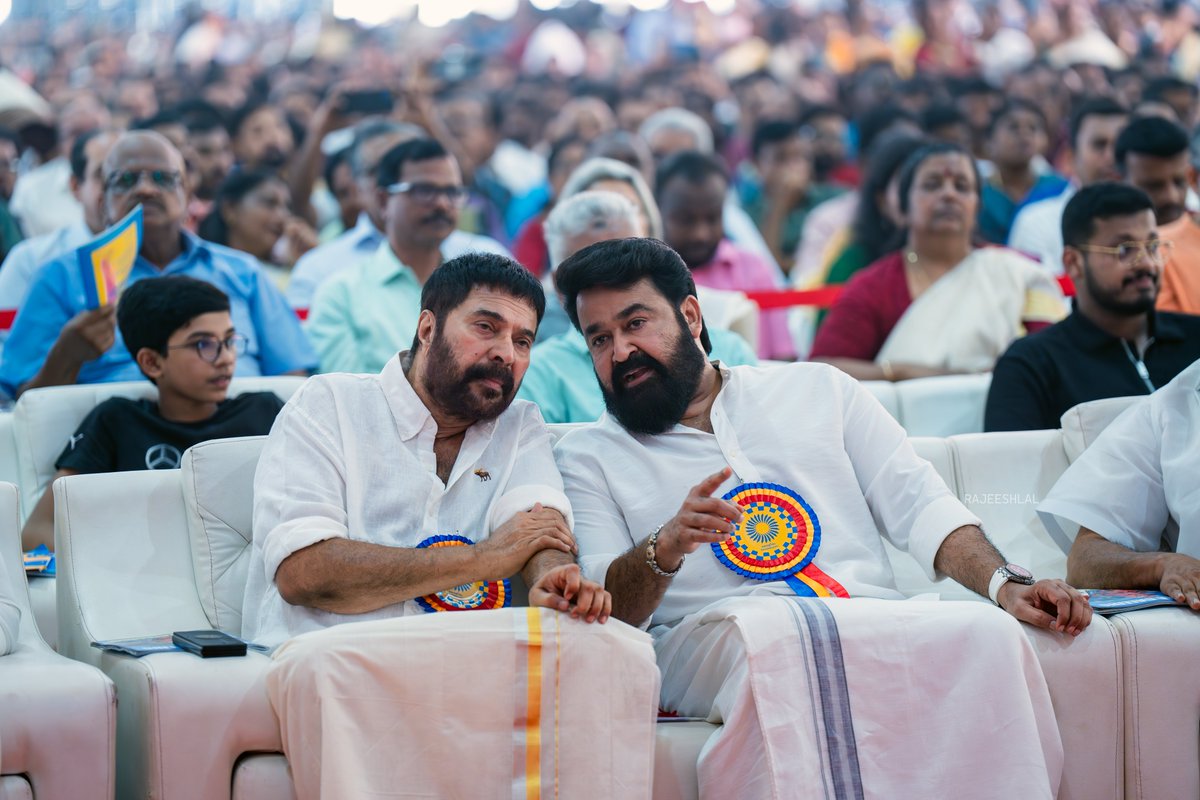 Mohanlal's tweet photo. With Ichakka https://t.co/NFsYT6KcbF
