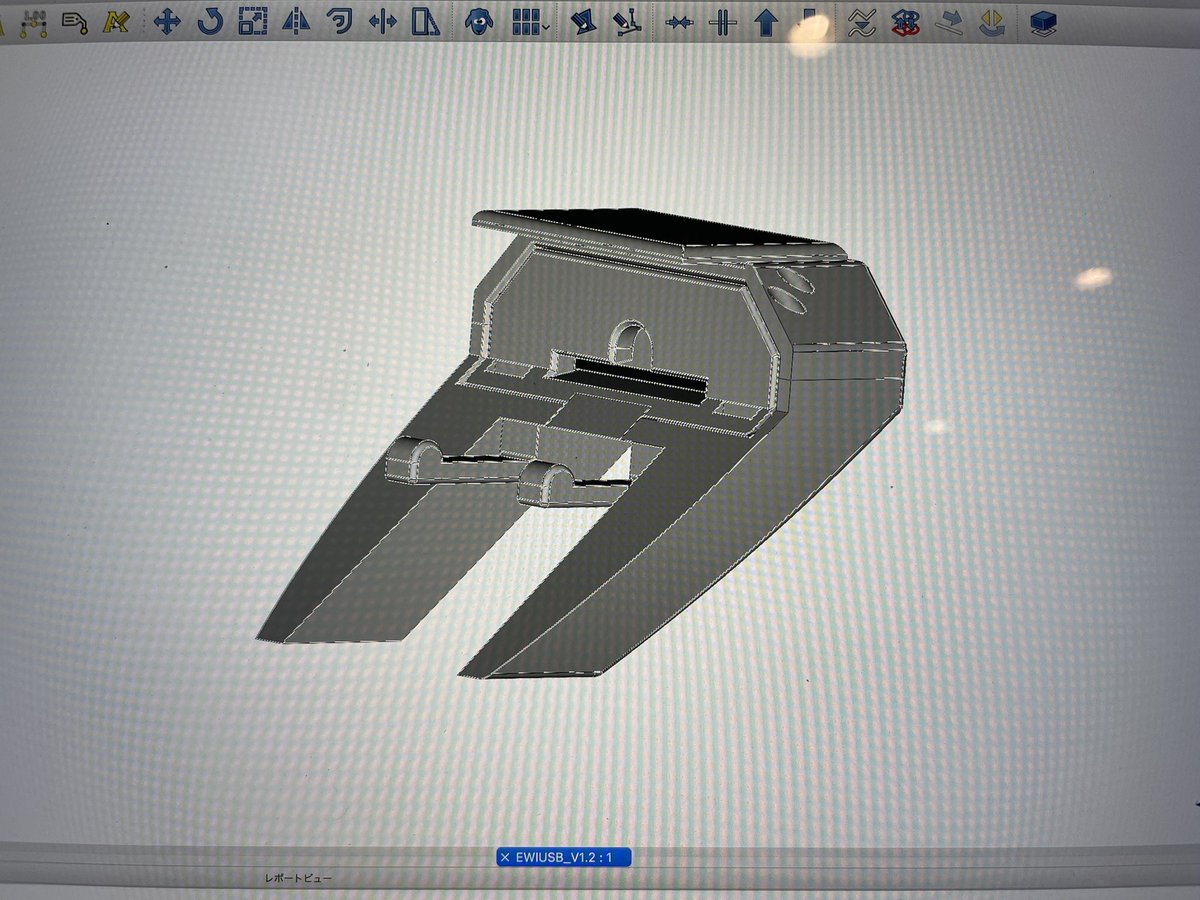 flat_NDR114's tweet photo. EWI USB の露受けもVer.1.2に。
排気口を2つから4つに増やし、引き出しを手で外しやすく改善。
#EWIの露受け #EWIUSB #akaiewi #3dプリンター #freecad https://t.co/S6FGQYaayC