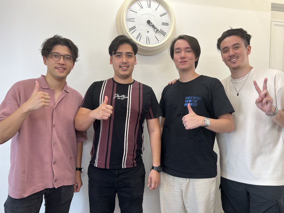いつもアディオスクワッドの動画をご視聴いただき、ありがとうございます。
ご報告が遅れてしまい、心配をかけて申し訳ありません。
日本編が終わり、ドバイに戻った4人で今後の活動について時間をかけて話し合いました。(↓つづく)