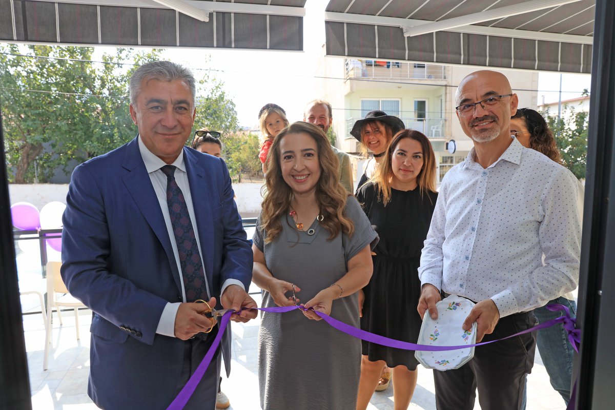 Yelki Şehit İlhami Yılmaz Caddesi No: 19A adresinde, eğitimde okullarımızı tamamlayıcı rol üstlenen 'Mor Sincap Organizasyon &amp; Danışmanlık' hizmetinin açılışını gerçekleştirdik. Mor Sincap Organizasyon'un kurucusu Gamze Er'e başarılar diliyorum. İlçemize hayırlı uğurlu olsun.