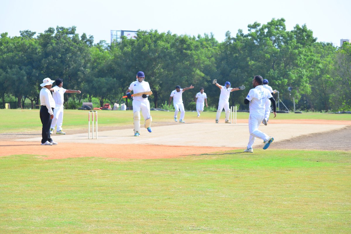 SystemSoft_Tech's tweet photo. At System Soft, we believe in the power of team sports to foster healthy competition. Our commitment to our people's well-being shines through in every game we play.
 
#employeeengagement #teamgame #employeeactivity #SystemSoftFamily #SystemSoftCelebrates https://t.co/B03R6GKVX2