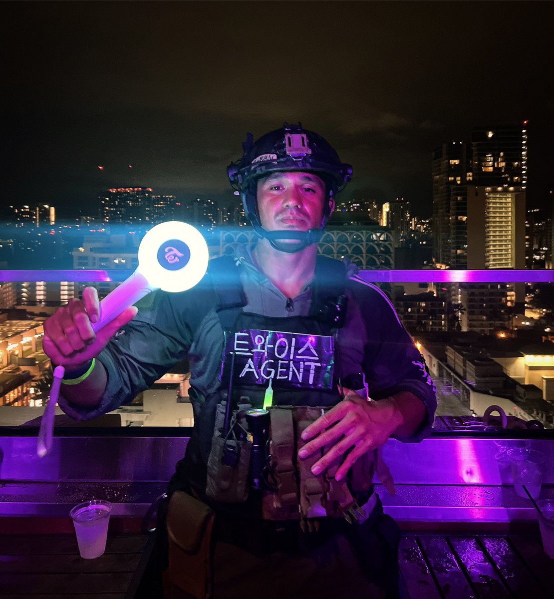 HawaiianOppa's tweet image. Happy Halloween from Hawaii and from the Twice Police 🤷🏽‍♂️🤪 Came up with a last-minute costume and went to a club with my candy bong. #halloween #TWICE #twicetagram #kpop #clubbing #HappyHalloween #waikiki #candybong