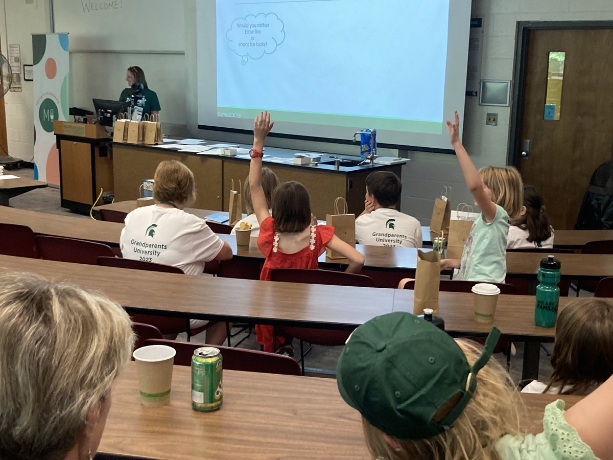 This summer, we loved being a part of <a href="/msualumni/">MSU Alumni</a>'s MSU Grandparents University. Kids aged 8-12 and their grandparents did some fun diary-themed activities with us. Read on to find out more about what we did!
lilac.msu.edu/news/socioling…