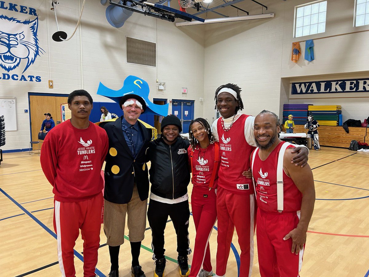 WildcatsWalker's tweet photo. Walker School and our PTO welcomed the Jessie White Tumblers from Chicago, IL for our Halloween celebration. Great day together! https://t.co/Dn2KH85QAV
