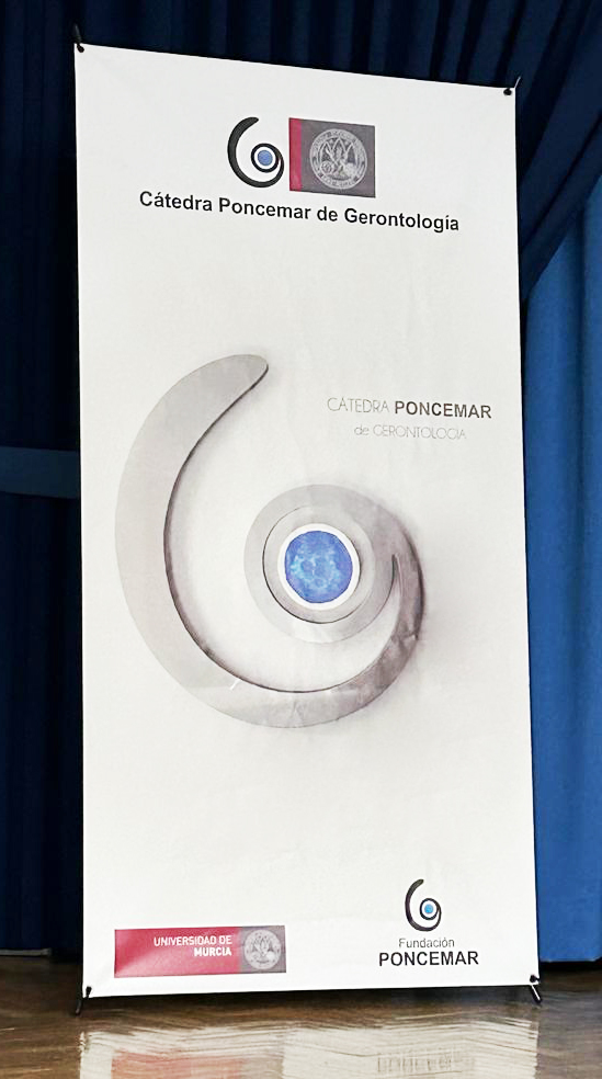 Muchas gracias <a href="/FPoncemar/">Fundación Poncemar</a>, a su Director <a href="/luis23217831/">Luis Martinez Muñoz</a>, por la invitación a esta jornada y presentar junto a la Dra. Catalina Guerrero <a href="/UMU/">Universidad Murcia</a> los primeros análisis de la Intervención/Investigación Artística Contemporánea <a href="/frombubbledb/">From Bubble</a>, en su Centro del Campus Universitario de Lorca